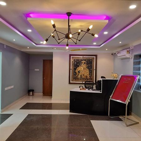 Airavat Hotel Bhubaneswar Buitenkant foto